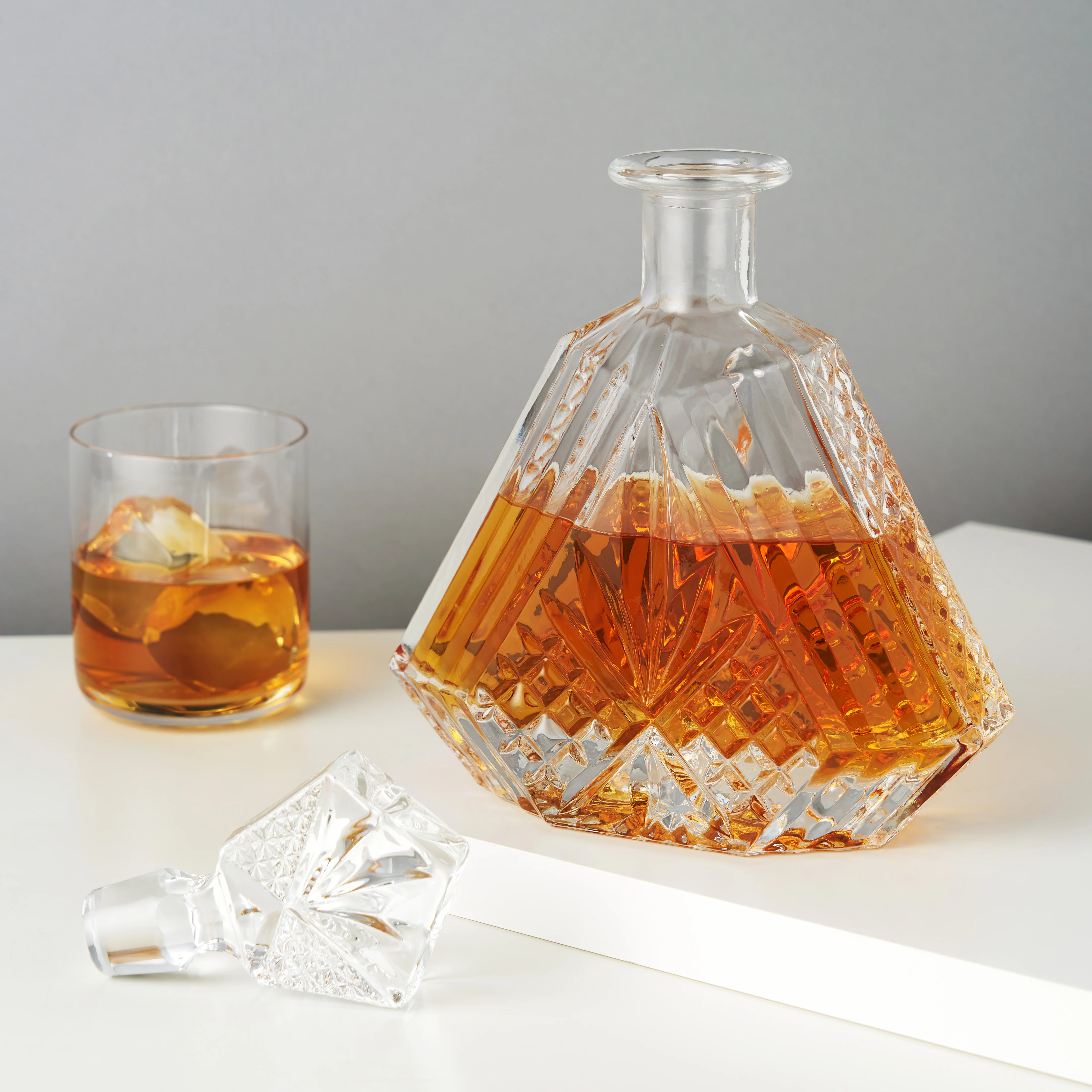 Admiral Crystal Irish Cut Whiskey Decanter - Image 3