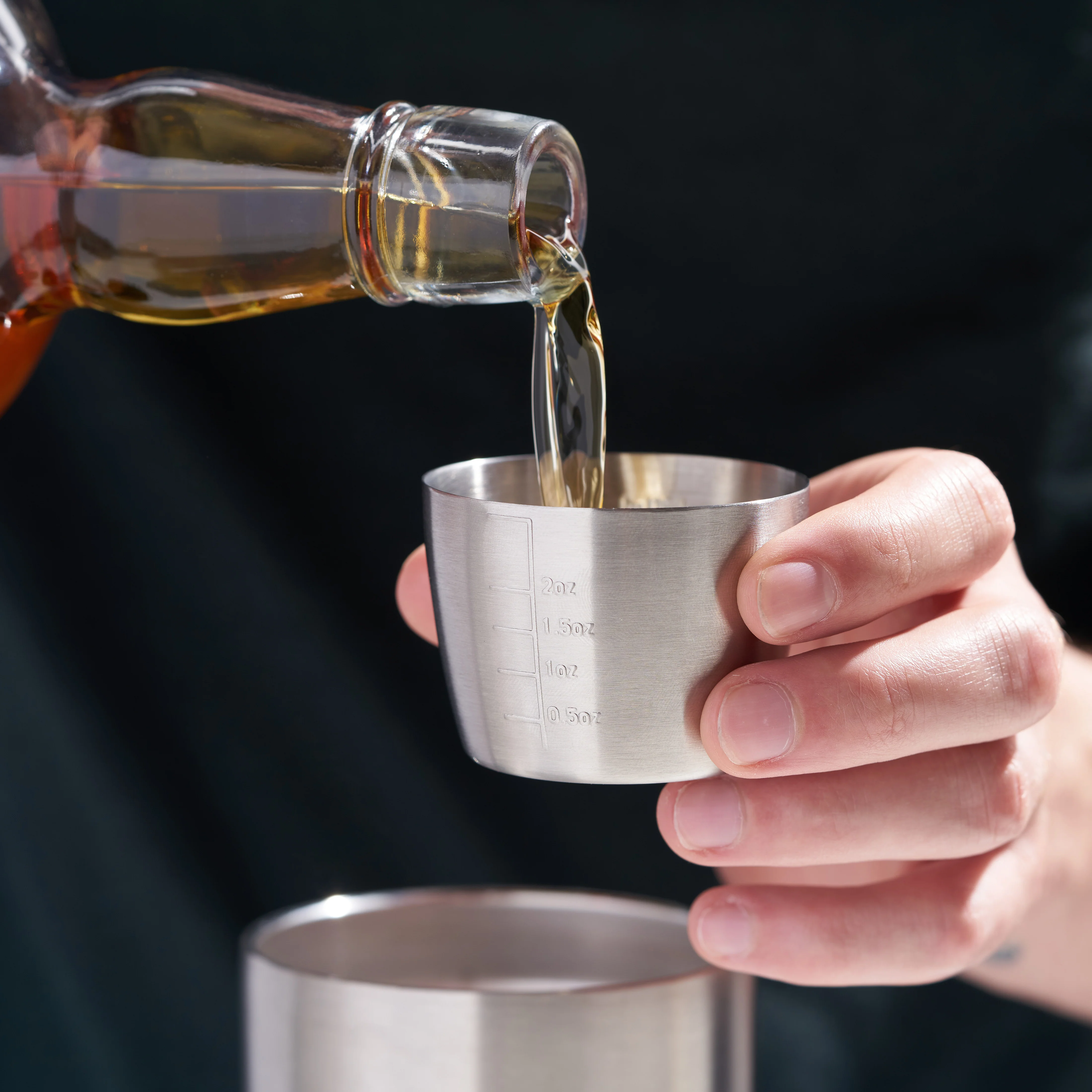 Alchemi Vacuum Insulated Cocktail Shaker - Image 3